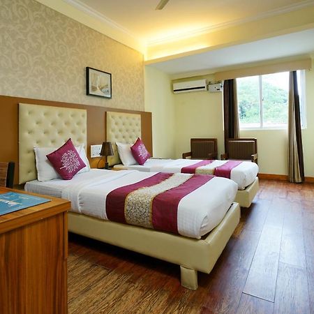 קוז'יקודה Oyo 1684 Hotel Malabar Inn מראה חיצוני תמונה