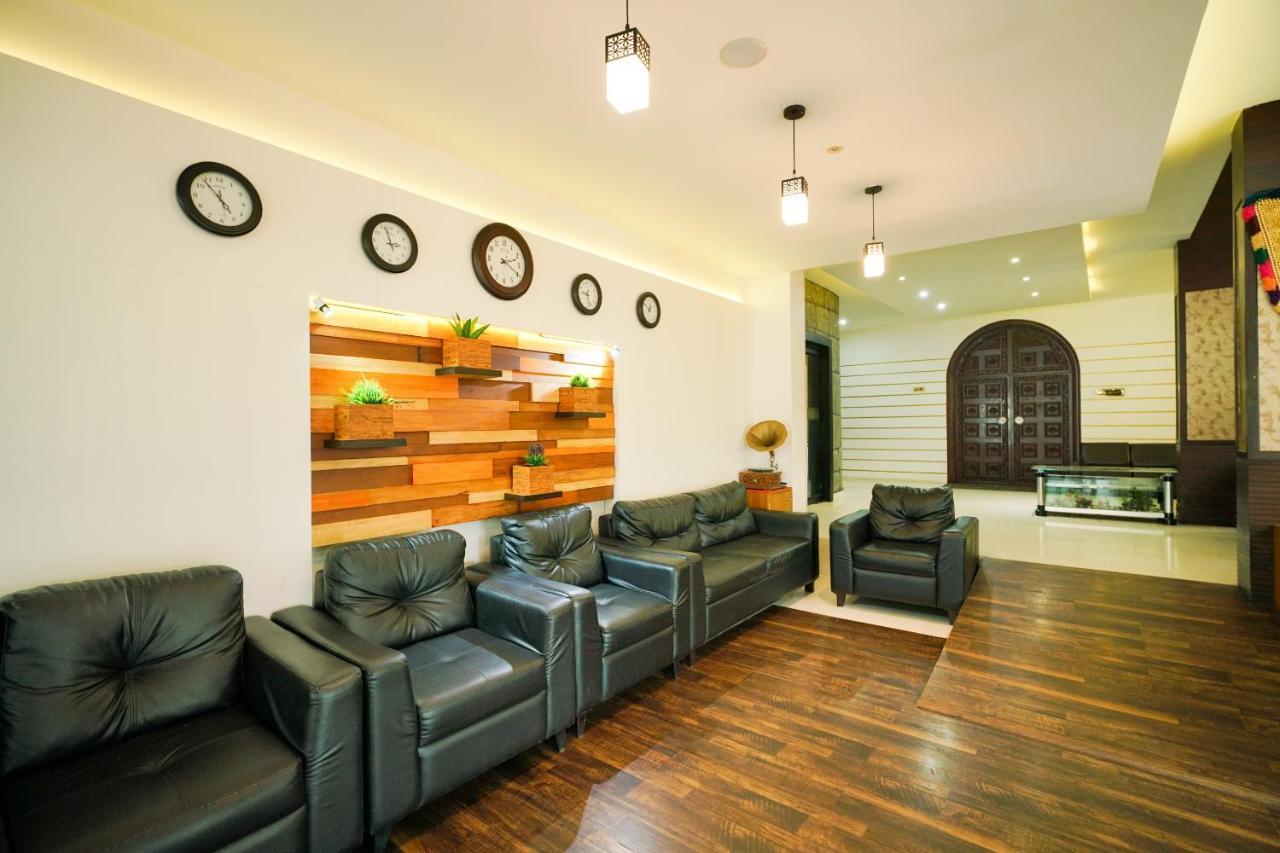 קוז'יקודה Oyo 1684 Hotel Malabar Inn מראה חיצוני תמונה